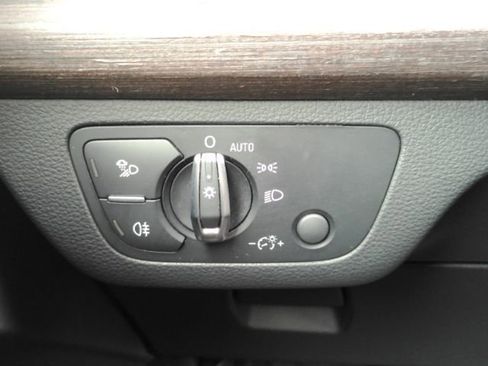 Used 2024 Audi Q5 2.0T Premium Plus image 36