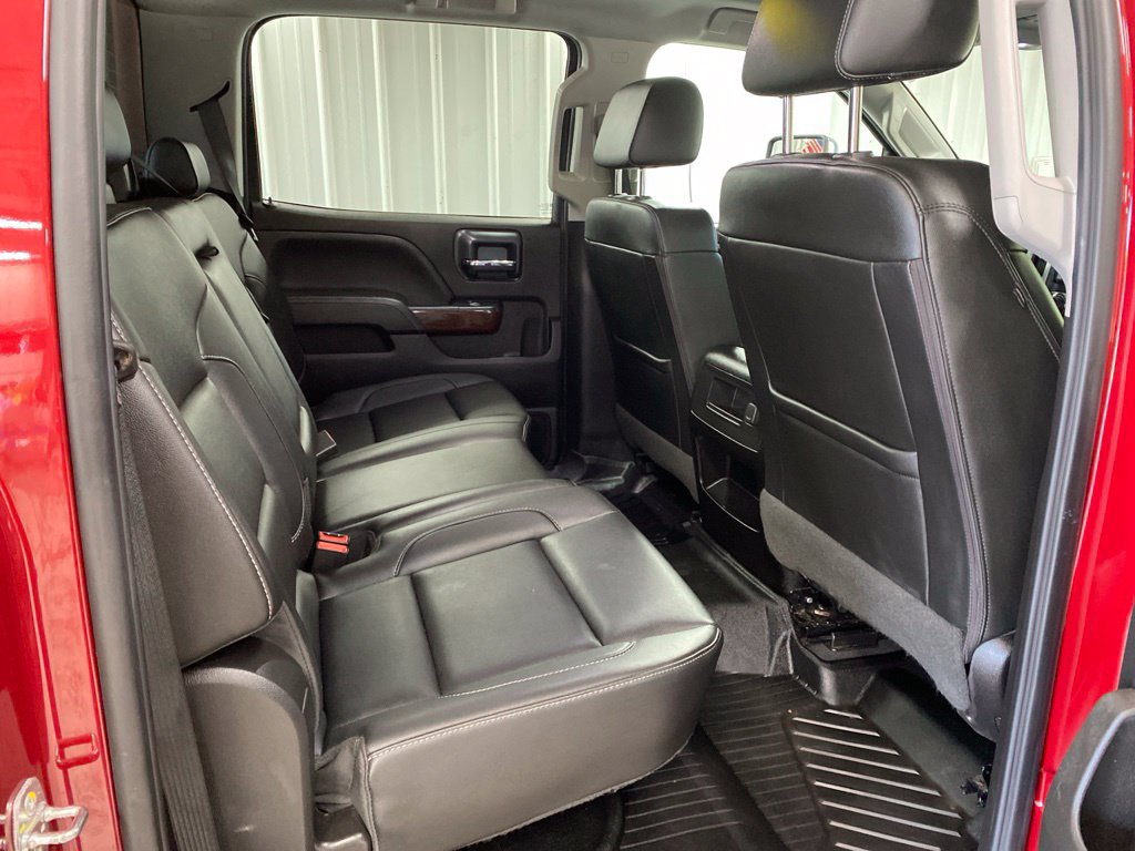 Used 2019 GMC Sierra 2500 SLT w/ Duramax Plus Package AWD/4WD image 19
