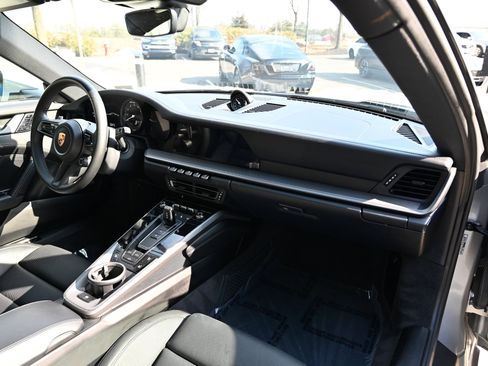 Used 2020 Porsche 911 Carrera S image 36