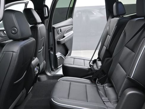 New 2026 Buick Enclave Preferred FWD image 14