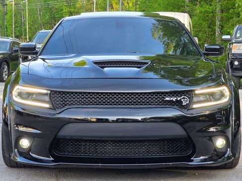 Used 2017 Dodge Charger SRT Hellcat w/ Harman/Kardon Audio Group image 10