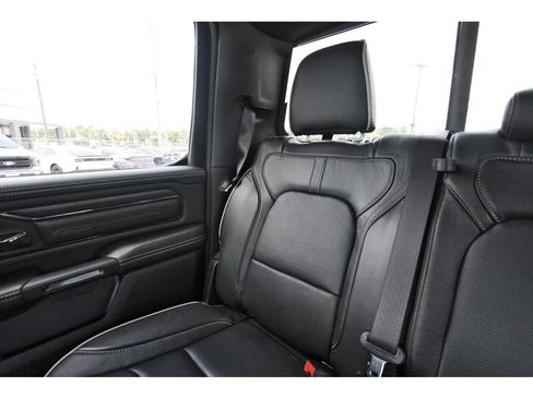 Used 2022 RAM 1500 Limited AWD/4WD image 14