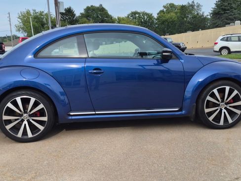 Used 2012 Volkswagen Beetle Turbo FWD image 7