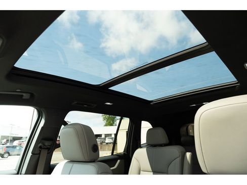 New 2026 GMC Acadia Elevation image 16