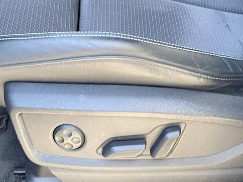 Used 2023 Audi SQ5 Premium Plus w/ Premium Plus Package image 8