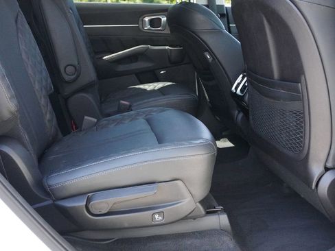 Used 2022 Kia Sorento SX Prestige AWD/4WD image 34
