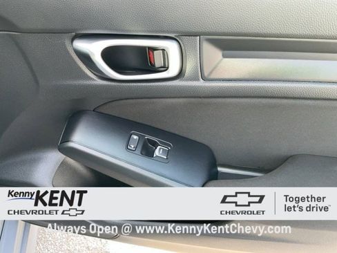 Used 2025 Honda Civic Sport image 14