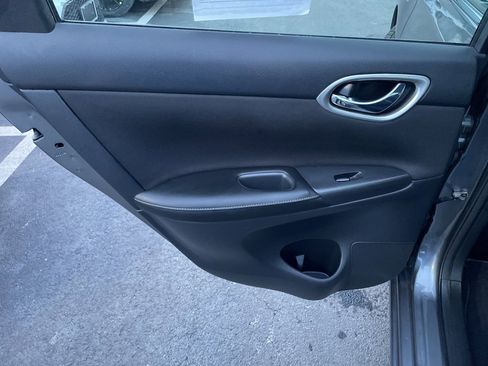 Used 2019 Nissan Sentra SV image 17