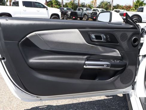 Used 2025 Ford Mustang Coupe RWD image 14