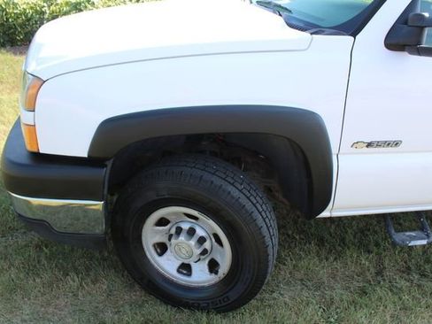 Used 2007 Chevrolet Silverado 3500 W/T w/ Skid Plate Package image 12