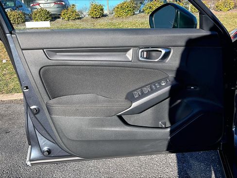 Used 2025 Honda Civic LX image 19