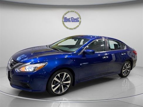 Used 2016 Nissan Altima 2.5 SR FWD image 1