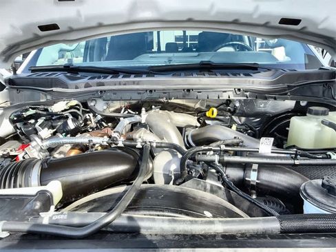 Used 2024 Ford F250 Lariat image 10