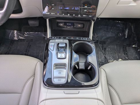 Used 2024 Hyundai Tucson Limited AWD/4WD image 18