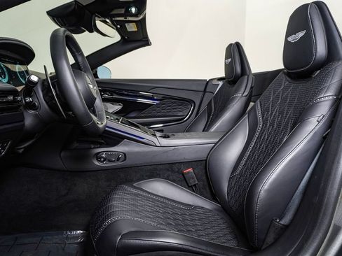 Used 2024 Aston Martin DB12 Convertible RWD image 23