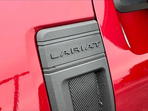 New 2025 Ford Maverick Lariat w/ Black Appearance Package image 15