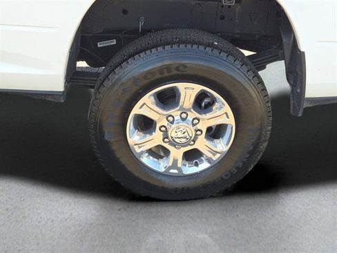 Used 2024 RAM 3500 Big Horn image 24