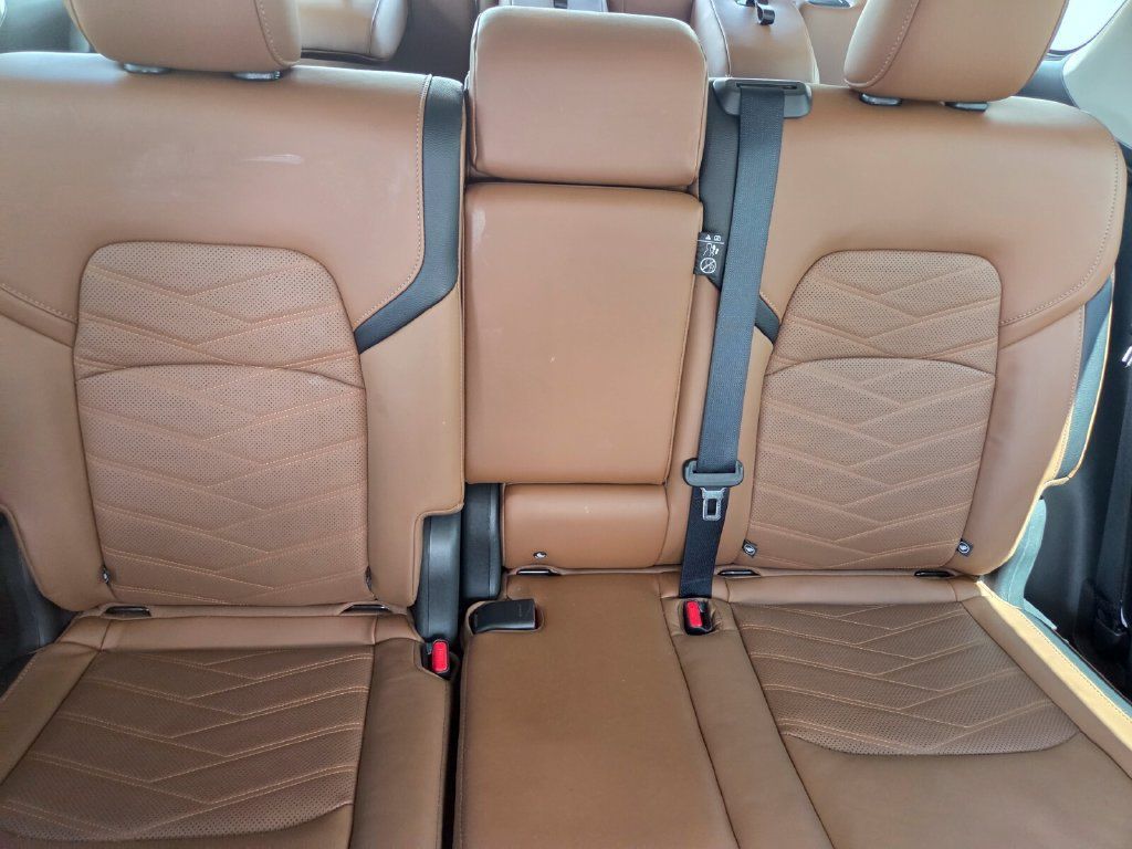 Used 2025 Nissan Pathfinder Platinum w/ Cargo Package FWD image 33