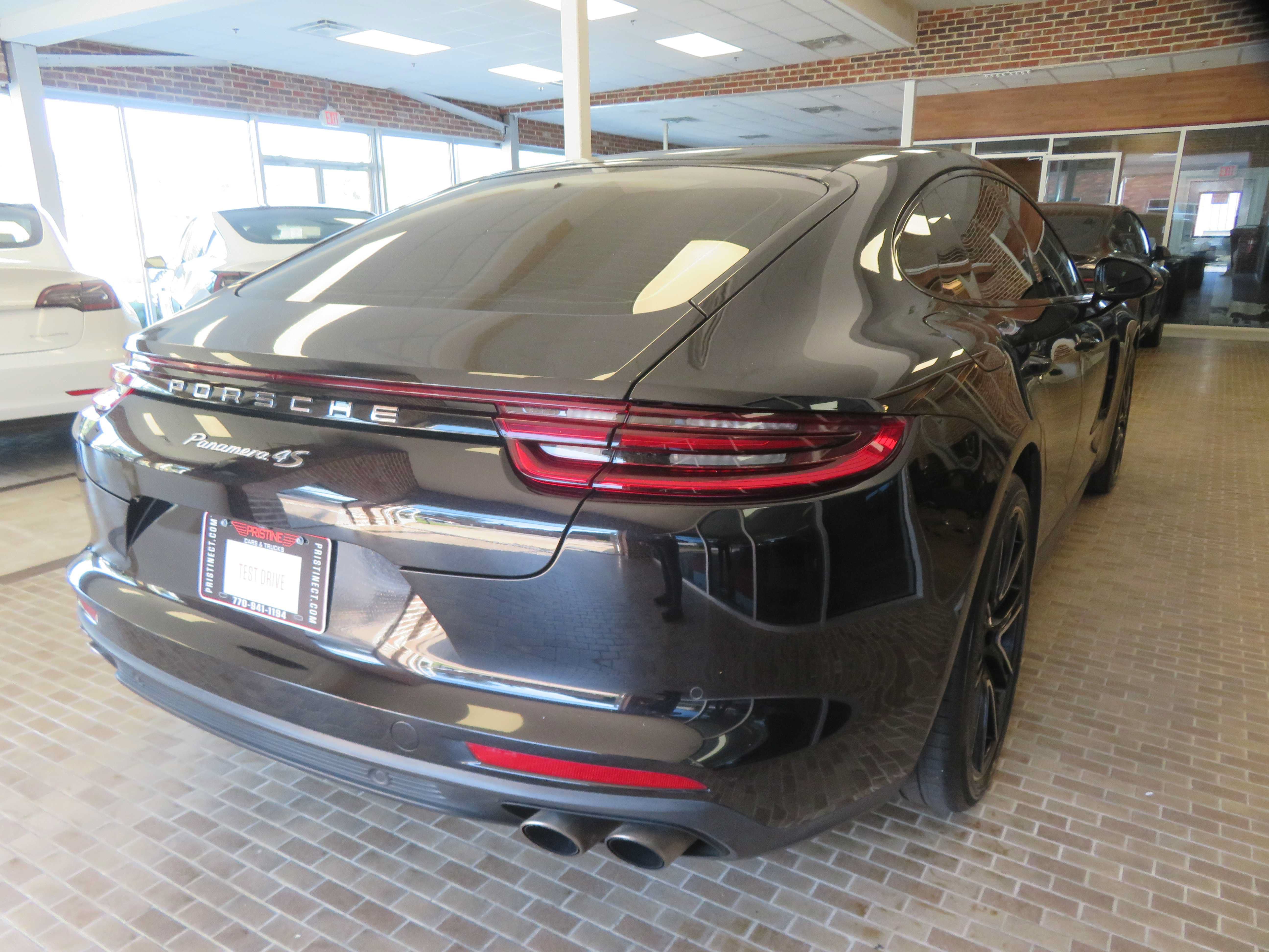 Used 2018 Porsche Panamera 4S AWD/4WD image 4