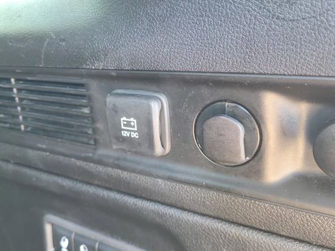 Used 2024 Jeep Wagoneer L Series II w/ Flexible Seating Group image 10