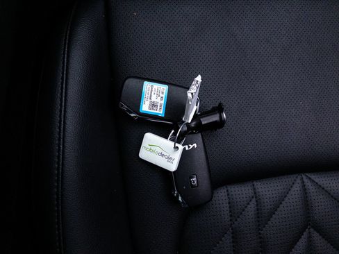 Used 2023 Kia Sportage X-Line AWD/4WD image 36