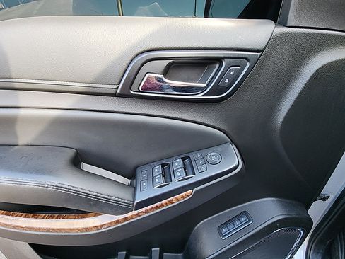 Used 2017 Chevrolet Tahoe Premier image 13
