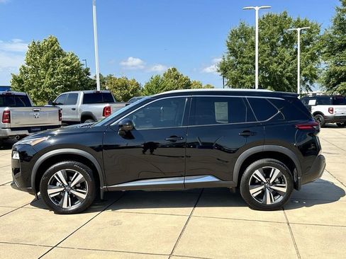 Used 2023 Nissan Rogue SL image 16