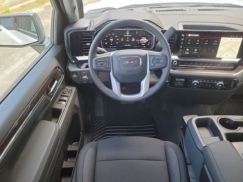 New 2026 GMC Sierra 1500 Elevation image 12