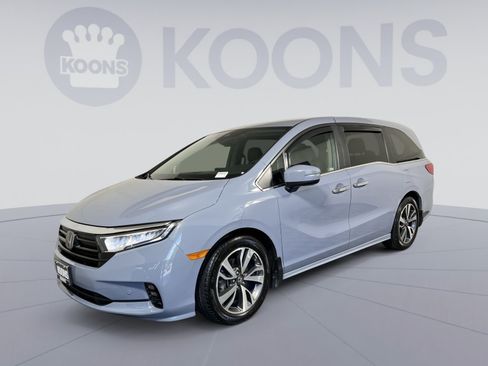 Used 2023 Honda Odyssey Touring image 1