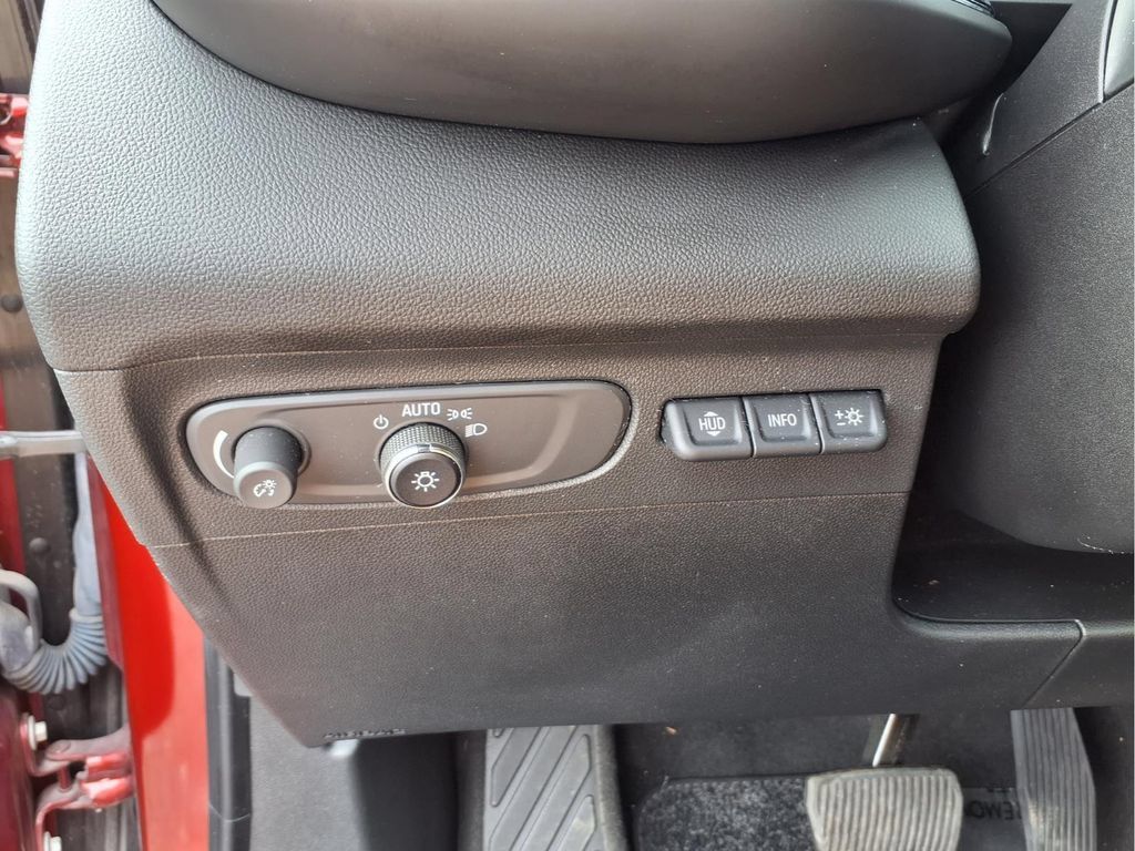 Certified 2023 Buick Envision Avenir AWD/4WD image 12