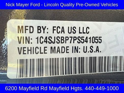 Used 2023 Jeep Wagoneer L Series II image 33