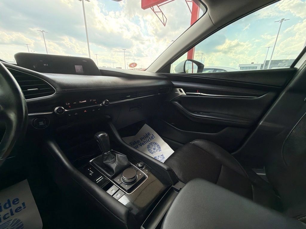 Used 2019 MAZDA MAZDA3 Sedan w/ Premium Package FWD image 28