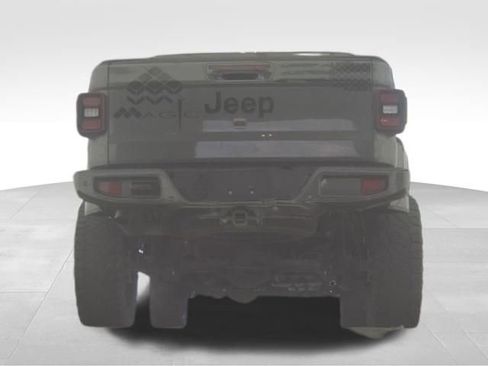 Used 2021 Jeep Gladiator Overland AWD/4WD image 8