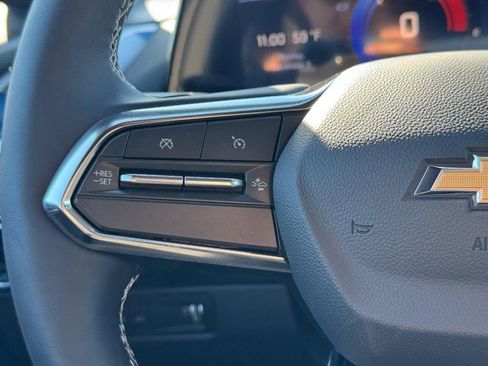 New 2026 Chevrolet Equinox EV LT image 13