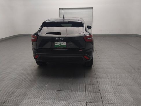 Used 2025 Chevrolet Trax RS w/ Sunroof Package FWD image 7