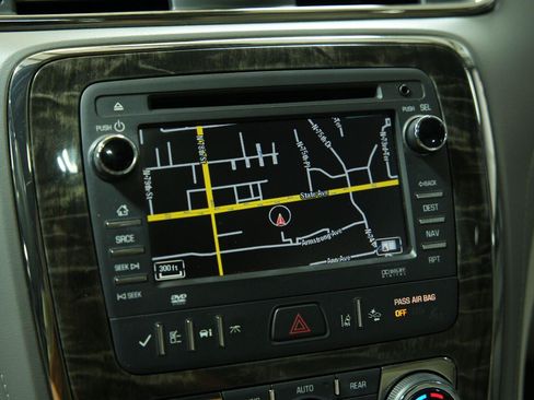 Certified 2014 Buick Enclave Premium FWD image 47
