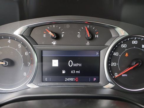 Used 2023 GMC Acadia SLT FWD image 43