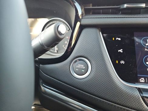 New 2025 Cadillac XT5 Premium Luxury w/ Technology Package image 24