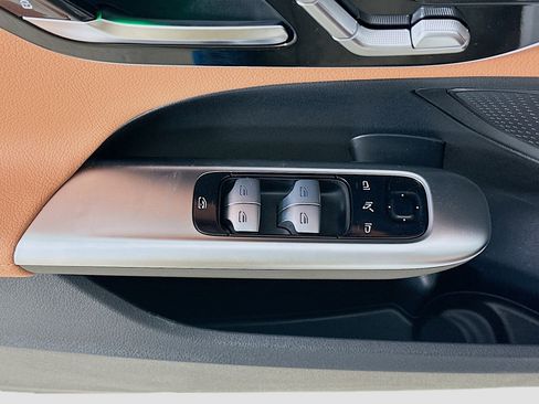 Used 2026 Mercedes-Benz C 300 4MATIC Sedan image 23