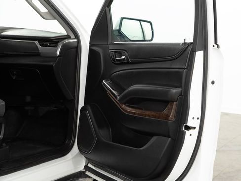 Used 2016 Chevrolet Tahoe 4WD image 15