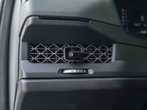 Used 2024 Honda Accord LX image 38