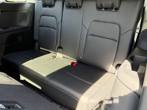 New 2026 Nissan Pathfinder Platinum w/ Cargo Package AWD/4WD image 24