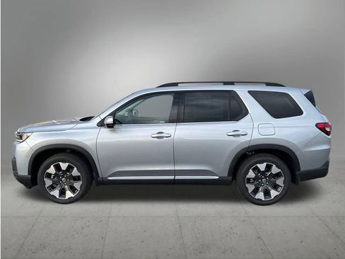New 2026 Honda Pilot Elite image 2