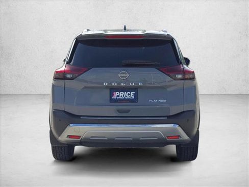 Used 2023 Nissan Rogue Platinum w/ Platinum Premium Package FWD image 6