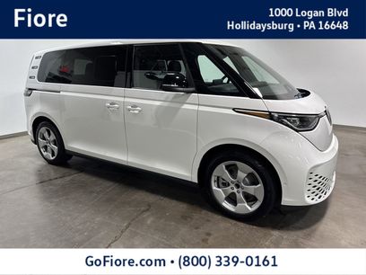 New 2025 Volkswagen ID. Buzz Pro S