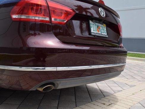 Used 2013 Volkswagen Passat TDI SEL Premium FWD image 17