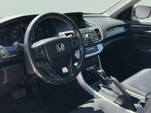 Used 2014 Honda Accord Sport image 10