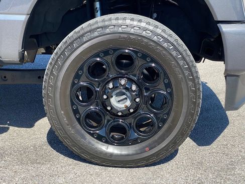 Used 2023 Ford F250 Lariat w/ Sport Appearance Package AWD/4WD image 30