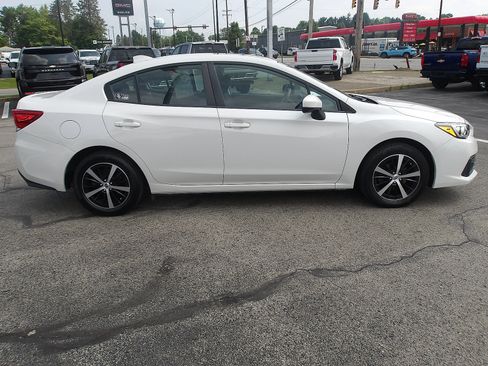Used 2020 Subaru Impreza 2.0i Premium w/ Popular Package #1 AWD/4WD image 8