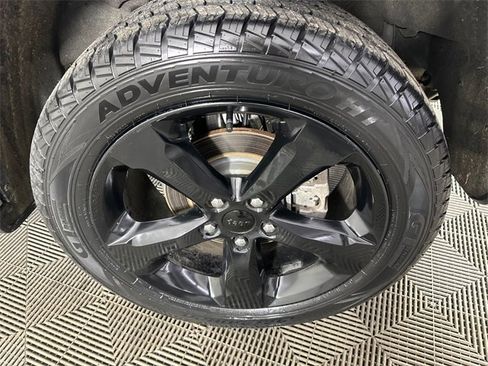 Certified 2023 Jeep Grand Cherokee Altitude image 5